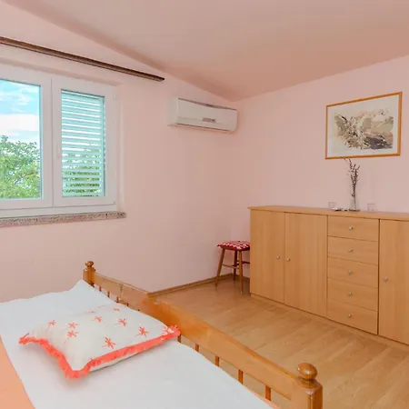 Gorgeous In Zukve Appartamento Vrsi