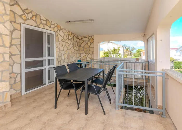 Gorgeous In Zukve Vrsi